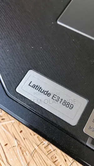 Laptop Dell Latitude E3330 4GB Intel Pentium SSD 128GB