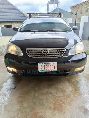 Toyota Corolla 2004 Black