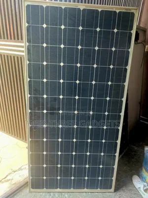 250 Watts 24volts . Monocrystaline Solar Panels.