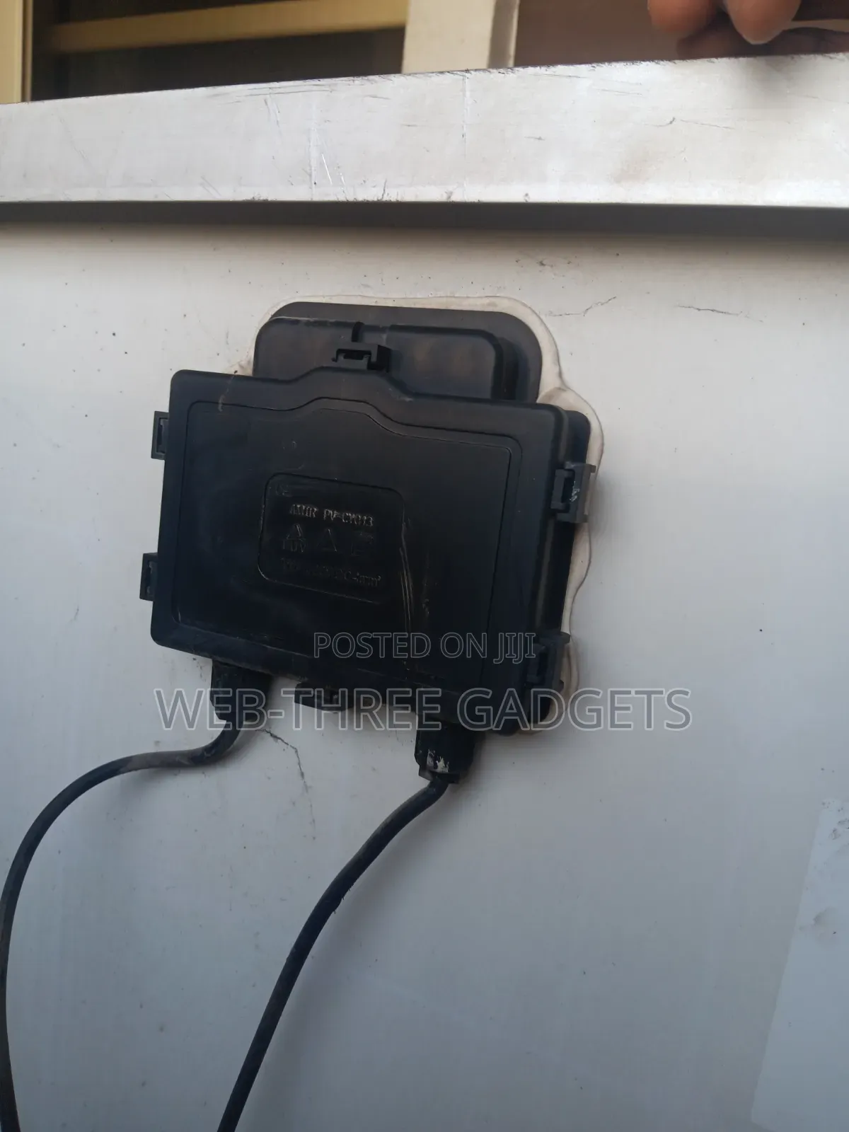 250 Watts 24volts . Monocrystaline Solar Panels.