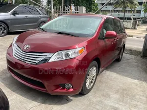 Toyota Sienna XLE 7 Passenger 2012 Burgundy