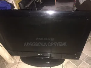 Lg LCD Tv 26 Inches