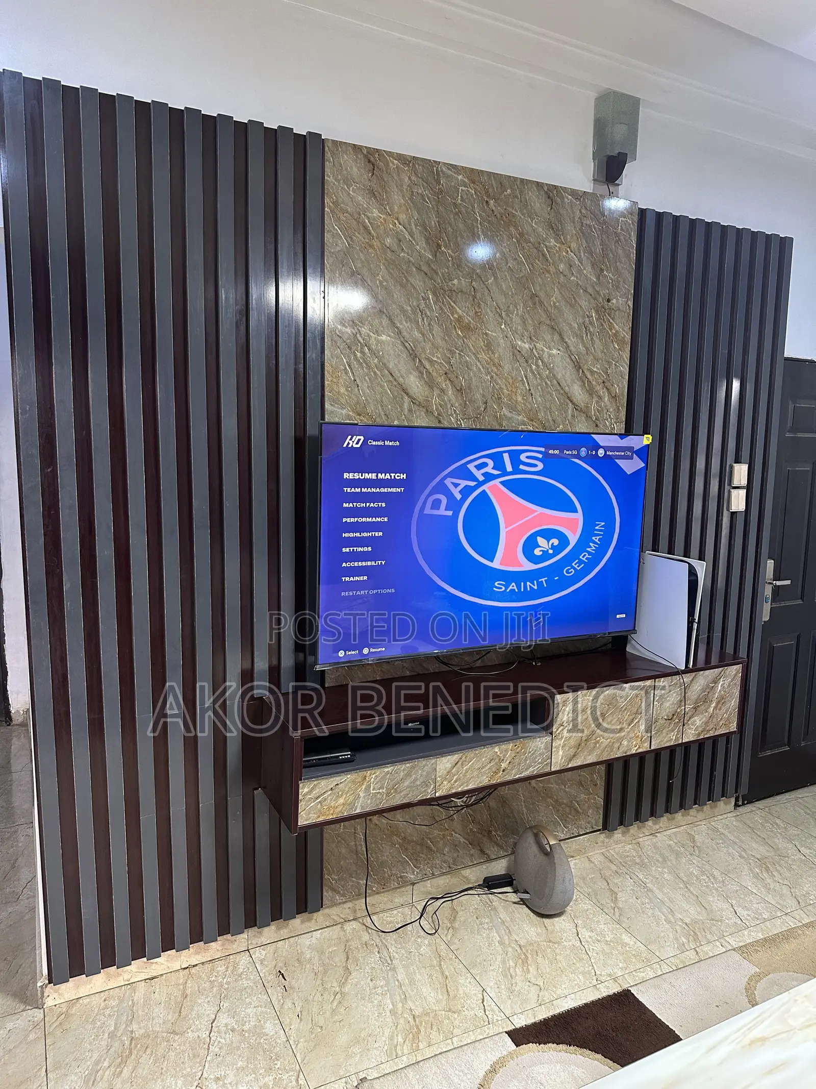 Modern Tv Wall Cladding With Marble Finish Fluted Panels