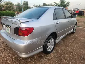 Toyota Corolla 2004 Silver