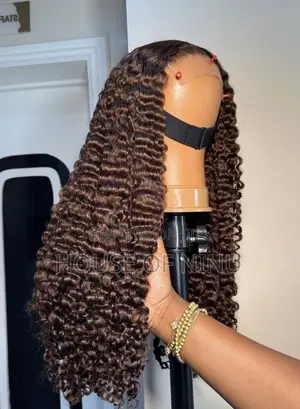 20” Coco Pixie Curls With 5 by 5 Closure Unit (250grams)