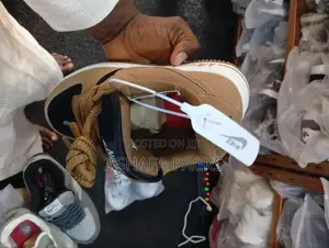 Nike Airforce1 ( Boxed)