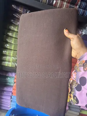 Plain Free Weave