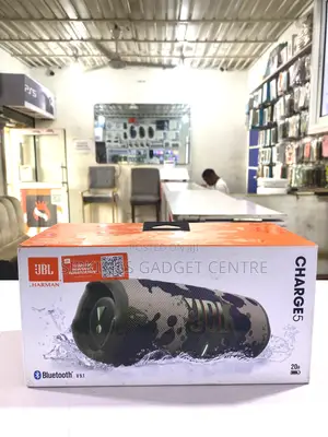 JBL Charge 5