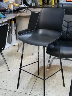 Bar / Kitchen Stool