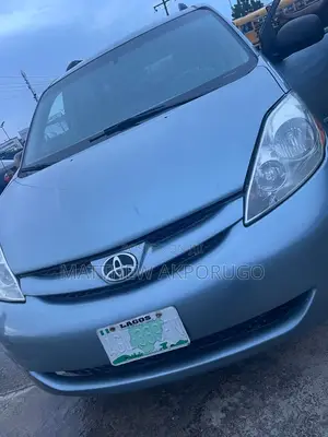 Toyota Sienna 2006 Blue