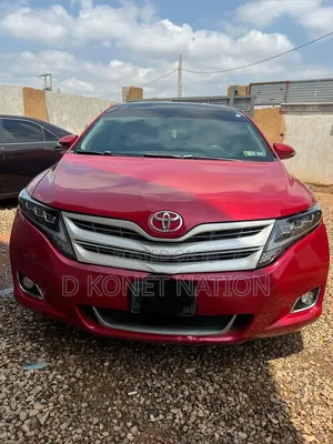 Toyota Venza XLE 4dr Wagon (2.7L 4cyl 6A) 2014 Red
