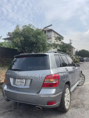 Mercedes-Benz GLK-Class 2010 Gray