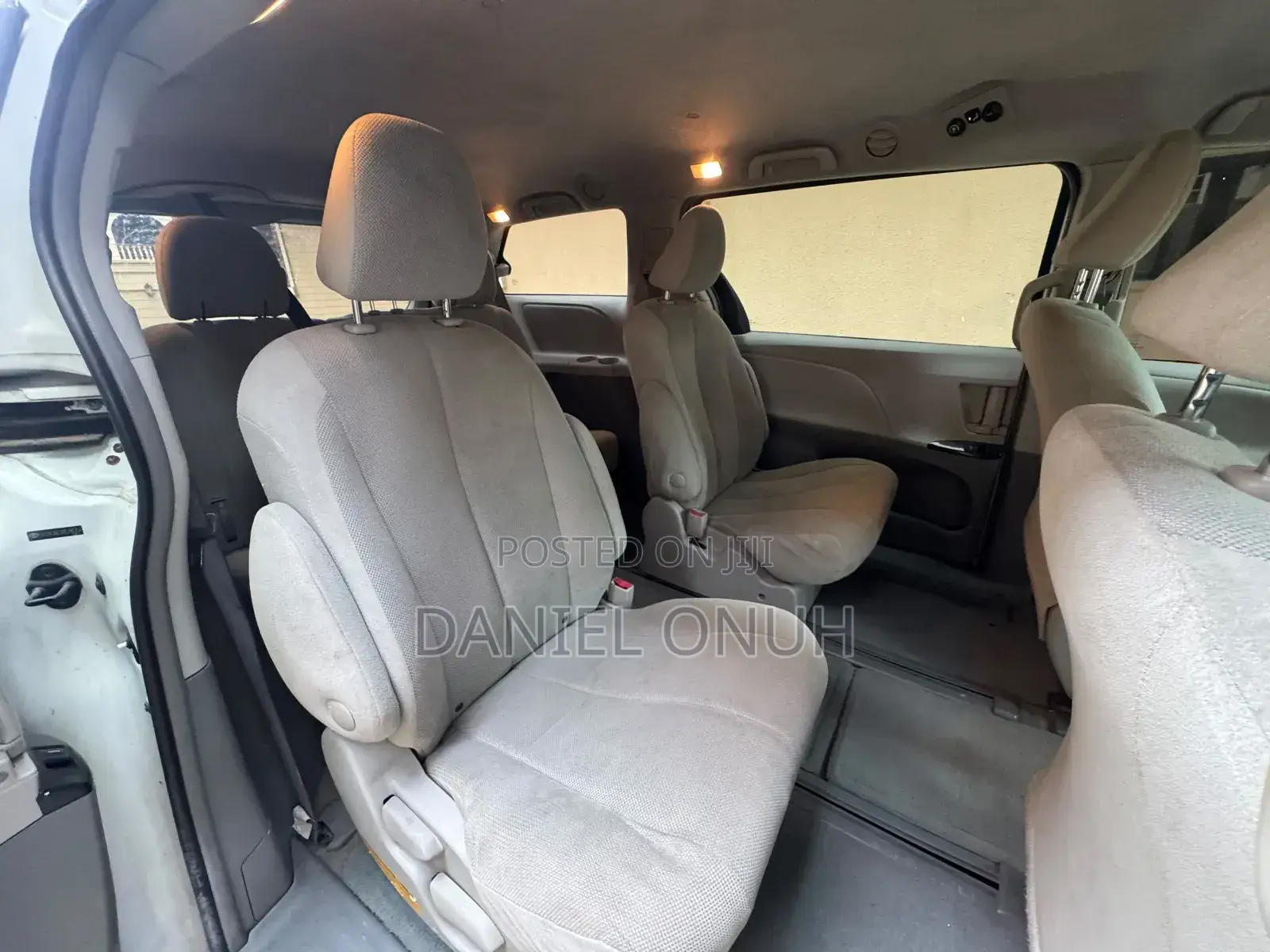 Toyota Sienna 2013 White