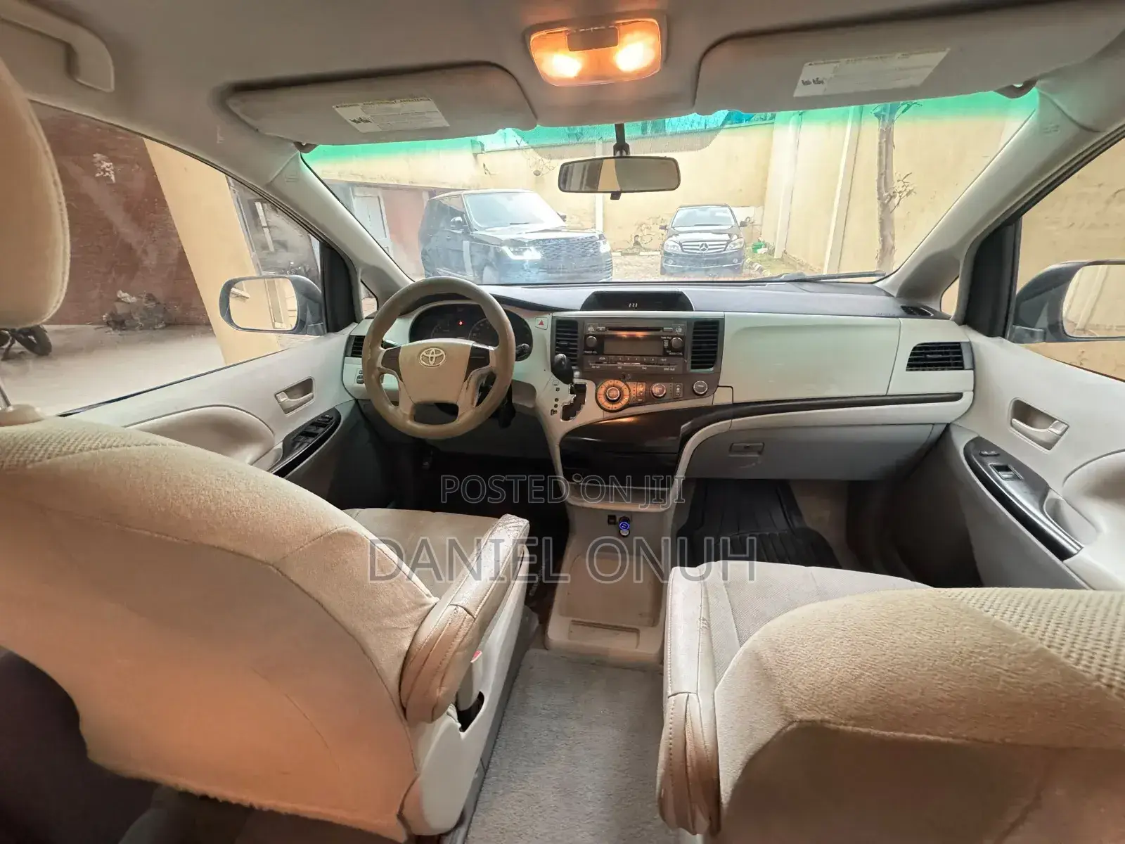 Toyota Sienna 2013 White