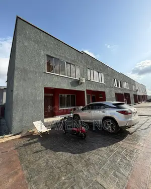 3bdrm Duplex in Old Bodija for sale