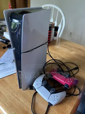 3 Months Old Ps5 Slim. 1 Tb