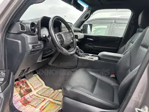 Toyota Land Cruiser Prado 2024 Gold