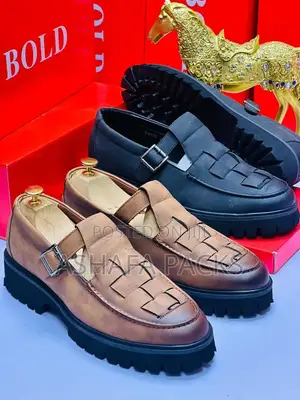 Bold Palm Sandals (Boxed)