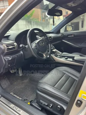 Lexus IS 2015 Silver