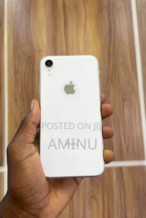 Apple iPhone XR 64 GB Black
