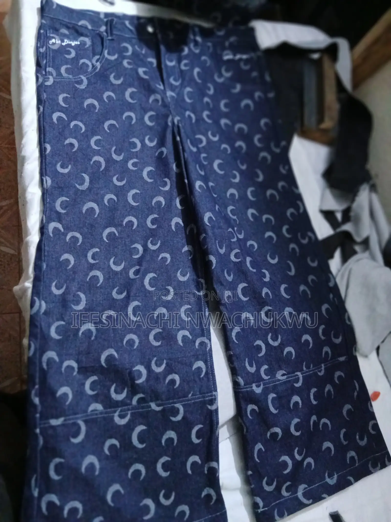 2 Pieces Customized Jeans