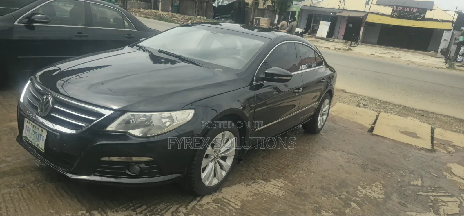 Volkswagen Passat 2011 Black