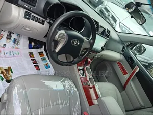 Toyota Highlander 2012 Gray