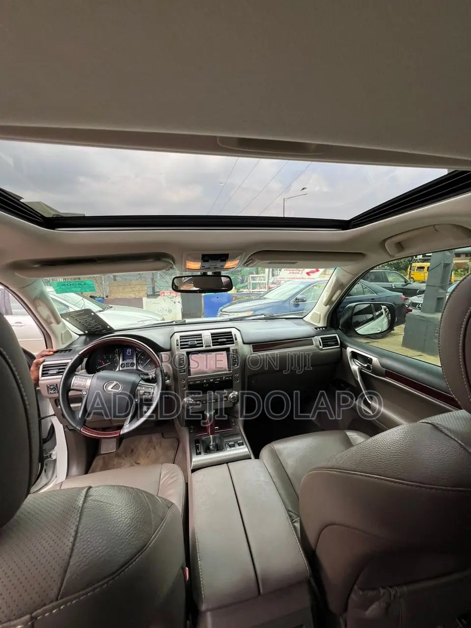 Car 2015 White