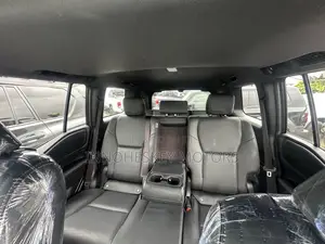 Toyota Land Cruiser Prado 2024 White
