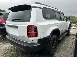 Toyota Land Cruiser Prado 2024 White