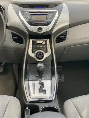 Hyundai Elantra 2011 Blue
