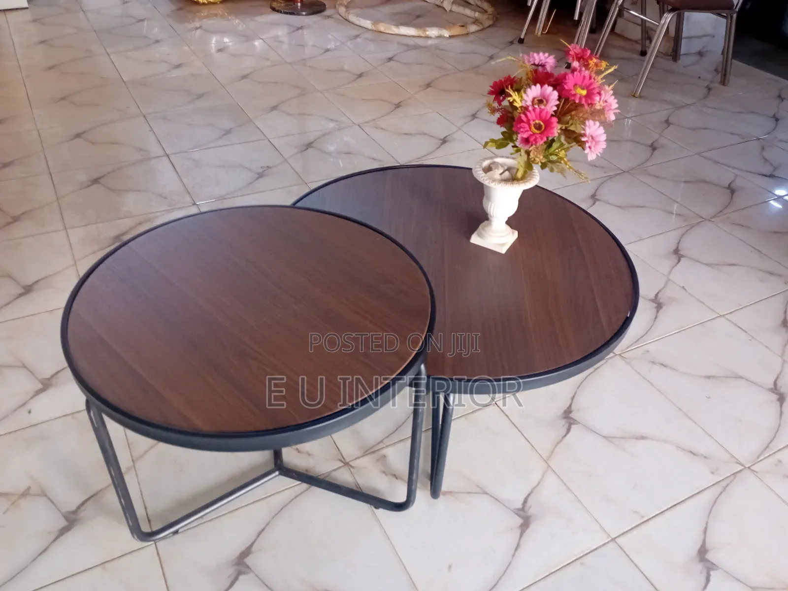 2-Piece Nesting Coffee Table Set