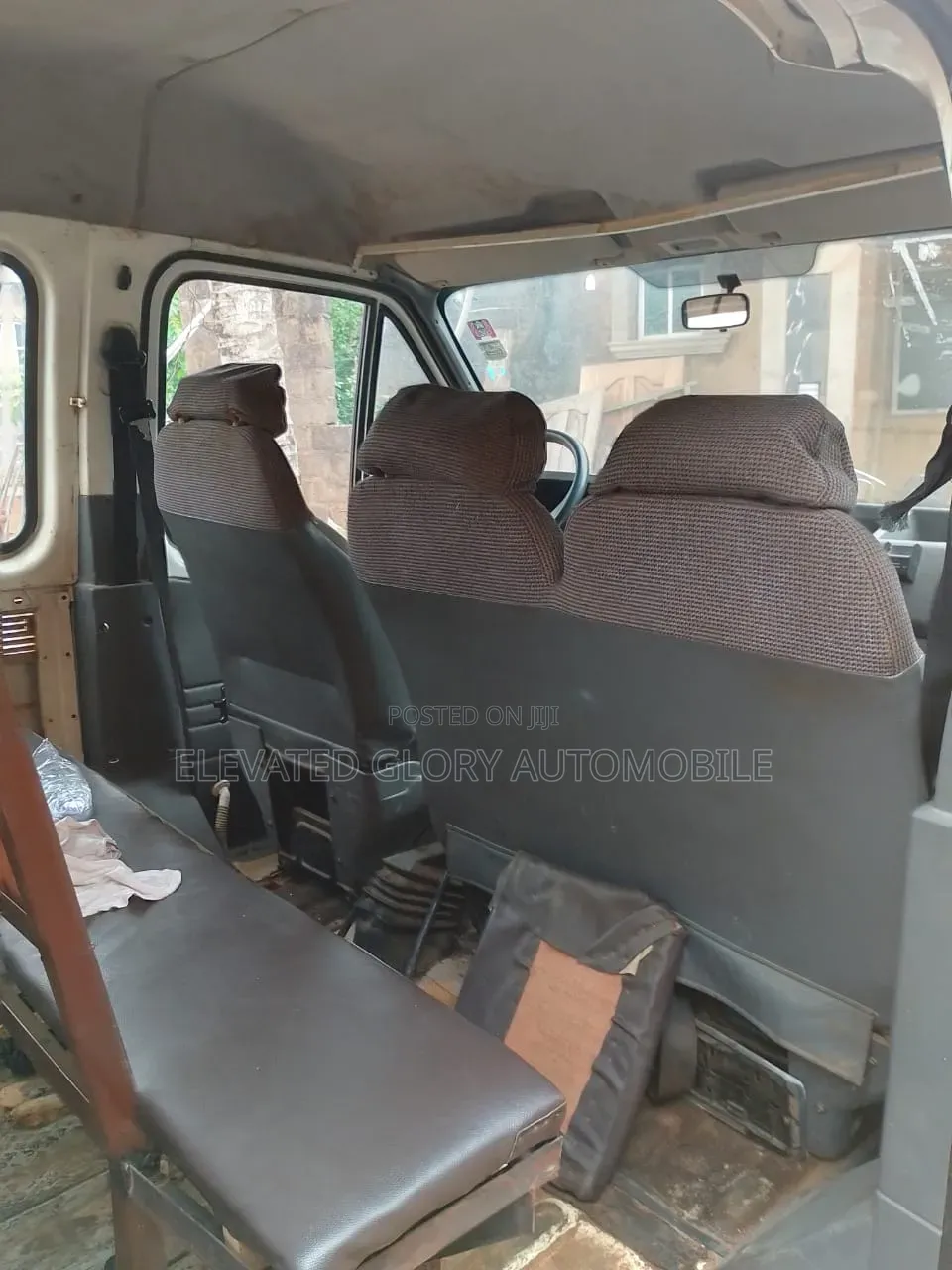 Ford Transit 2005 Orange