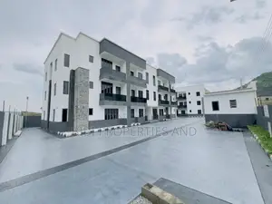 3bdrm Apartment in Dawaki for sale