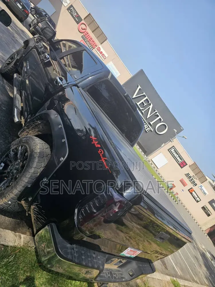 Toyota Tundra 2008 Black