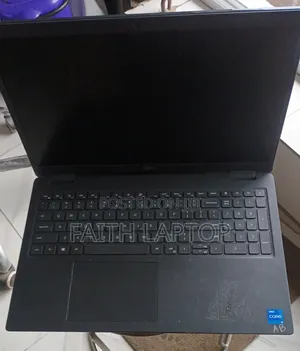 Laptop Dell Latitude 3520 8GB Intel Core i5 SSD 256GB