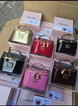 Fully Boxed Colors Displayed