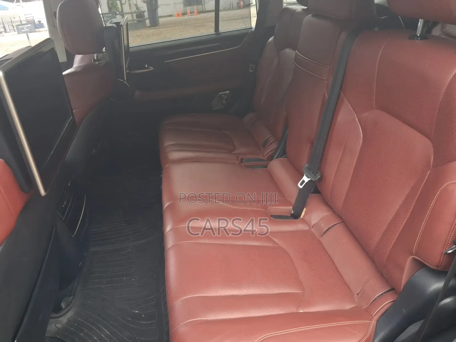Lexus LX 2016 Black