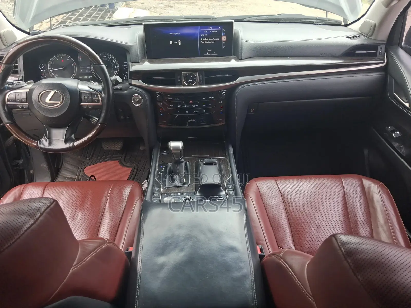 Lexus LX 2016 Black