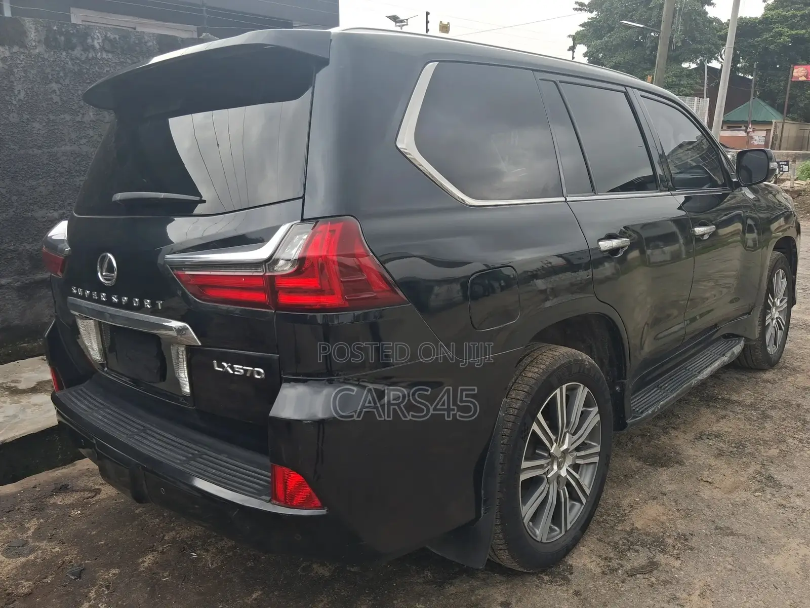 Lexus LX 2016 Black