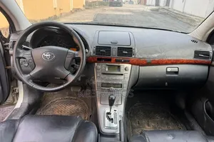 Toyota Avensis 2008 Silver
