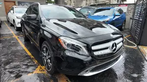 Mercedes-Benz GLA 250 2016 Black