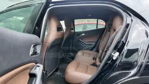 Mercedes-Benz GLA 250 2016 Black