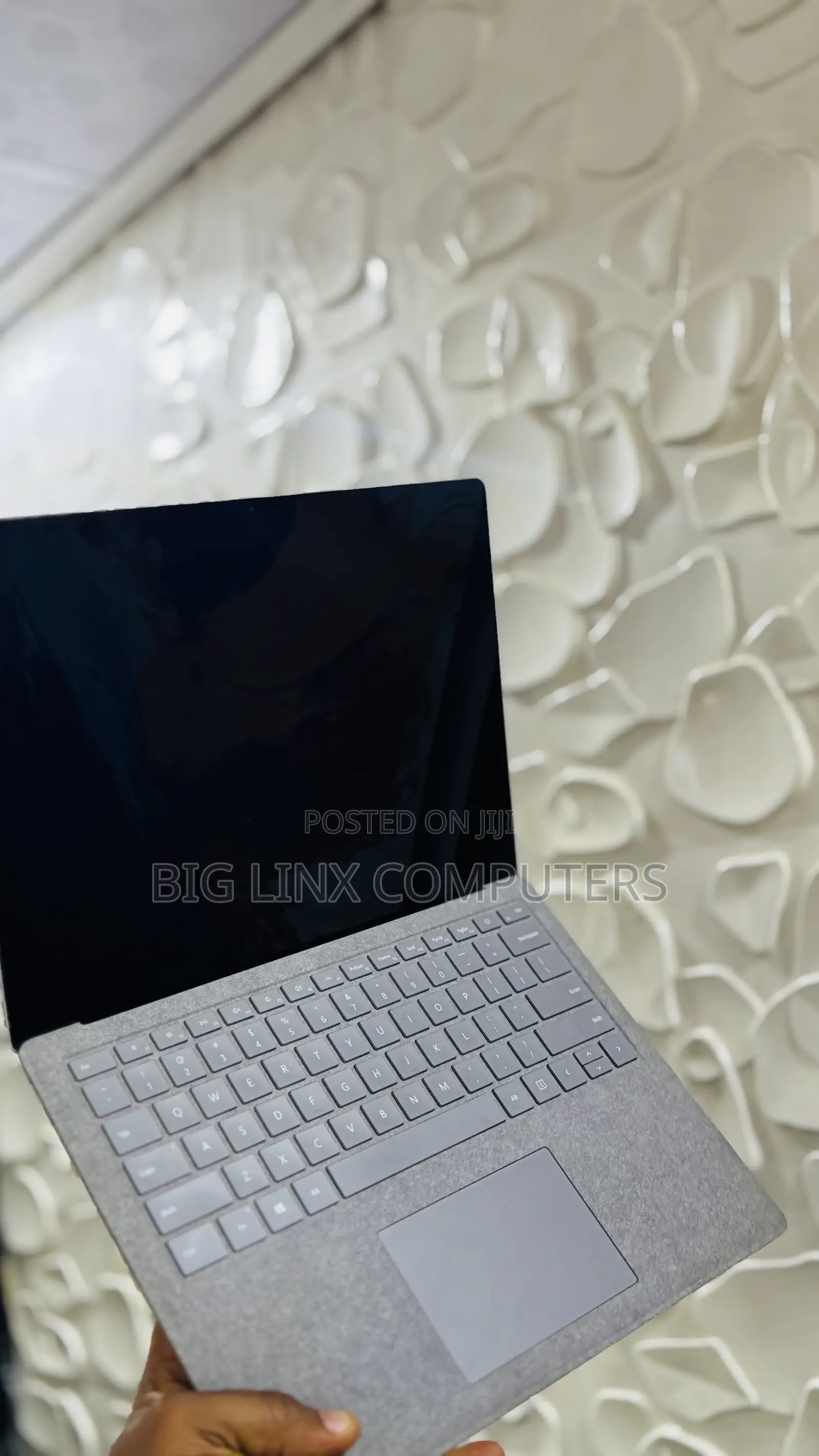 New Laptop Microsoft Surface Laptop 16GB Intel Core i7 SSD 512GB