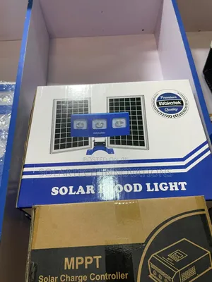 Wakatak Solar Flood Light (3 Eyes)300watt