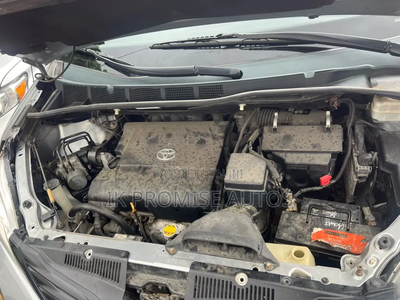 Toyota Sienna 2011 Silver