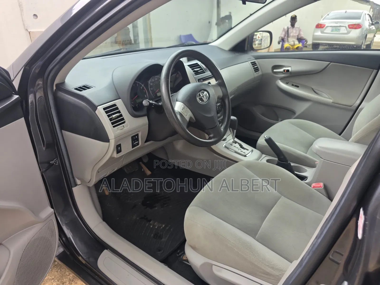 Toyota Corolla 2013 Gray