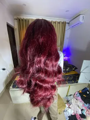 20 Inches Burgundy Wig