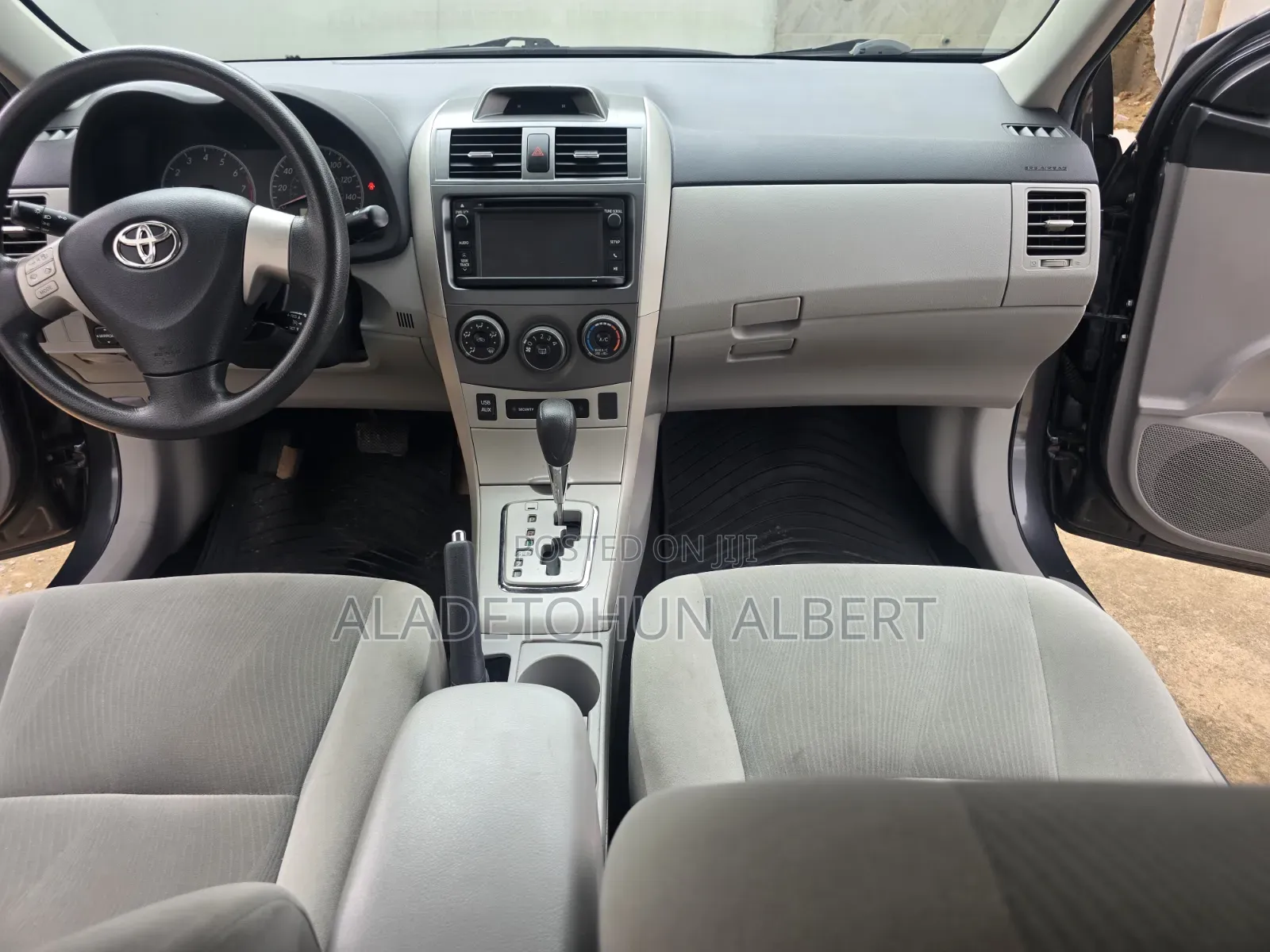 Toyota Corolla 2013 Gray
