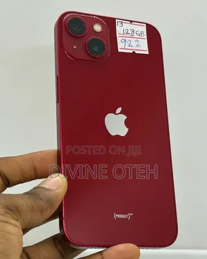 Apple iPhone 13 128 GB Red